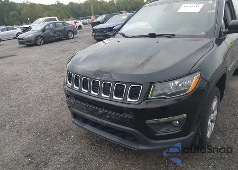 2021 Jeep Compass Latitude 4X4 из США, поврежденный, VIN 3C4NJDBB3MT502731